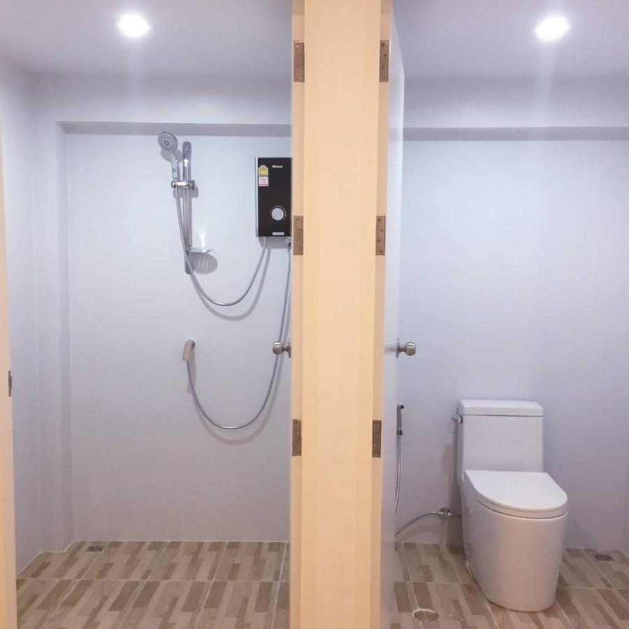 Bhive Hotel Nakhon Phanom Exterior foto